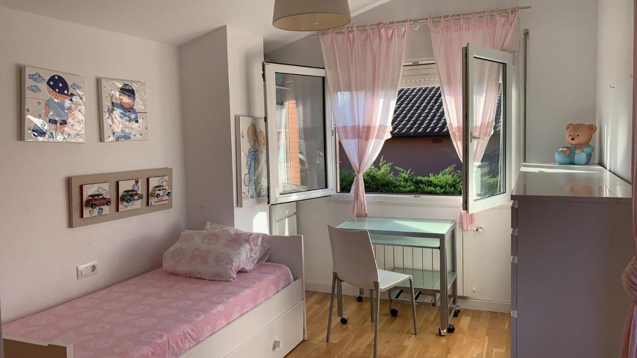 Nice Home Borgona Ngoại thất bức ảnh